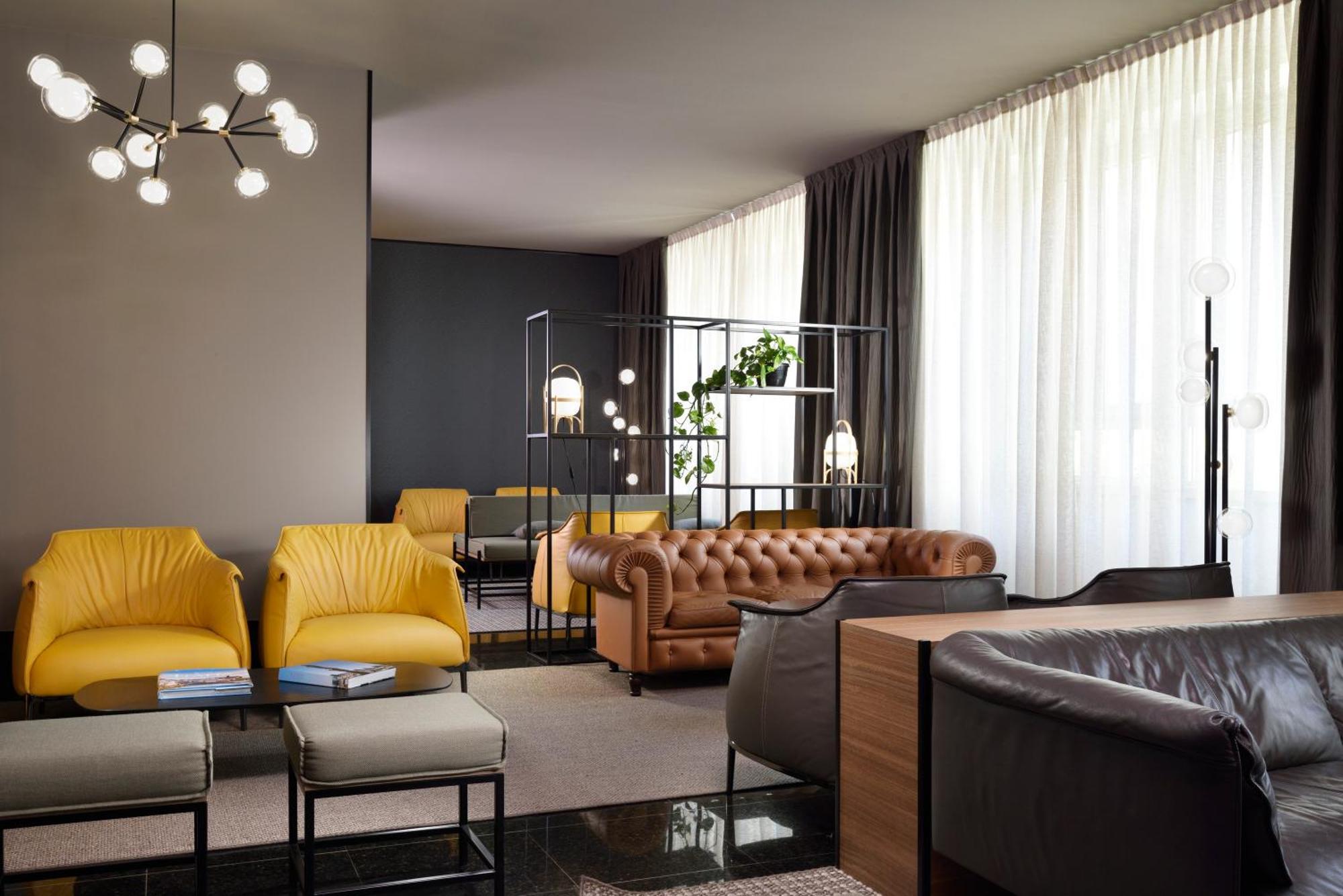 Una Hotels Century Milano — Fotos 1